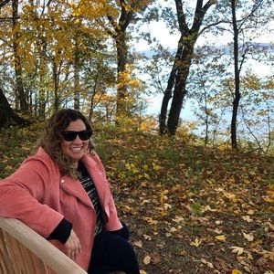 Meet your Posher, Julietta